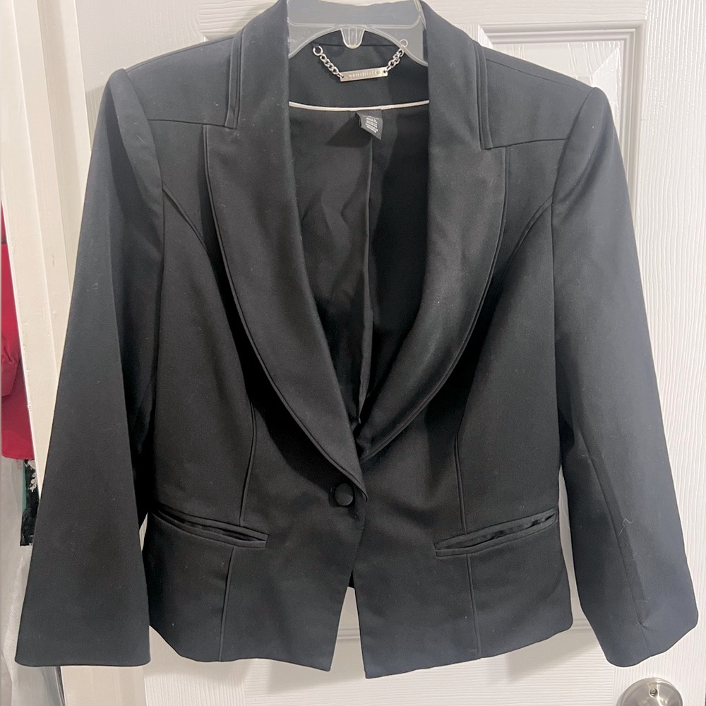 White House Black Market black cropped blazer - size 10